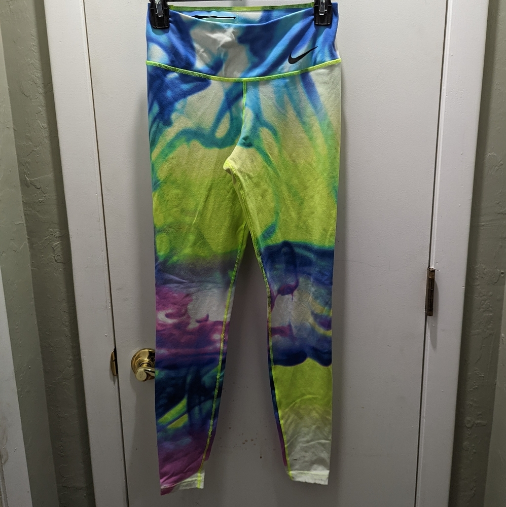 Nike Dri-Fit Legendary Lava Leggings Size XS Rare